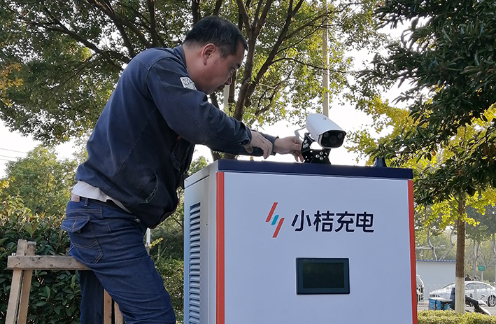 南京某小區停車場充電樁安防工程